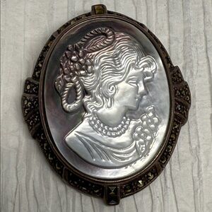 Vintage Sterling 925 silver abalone Cameo Brooch pin with Intricate Design